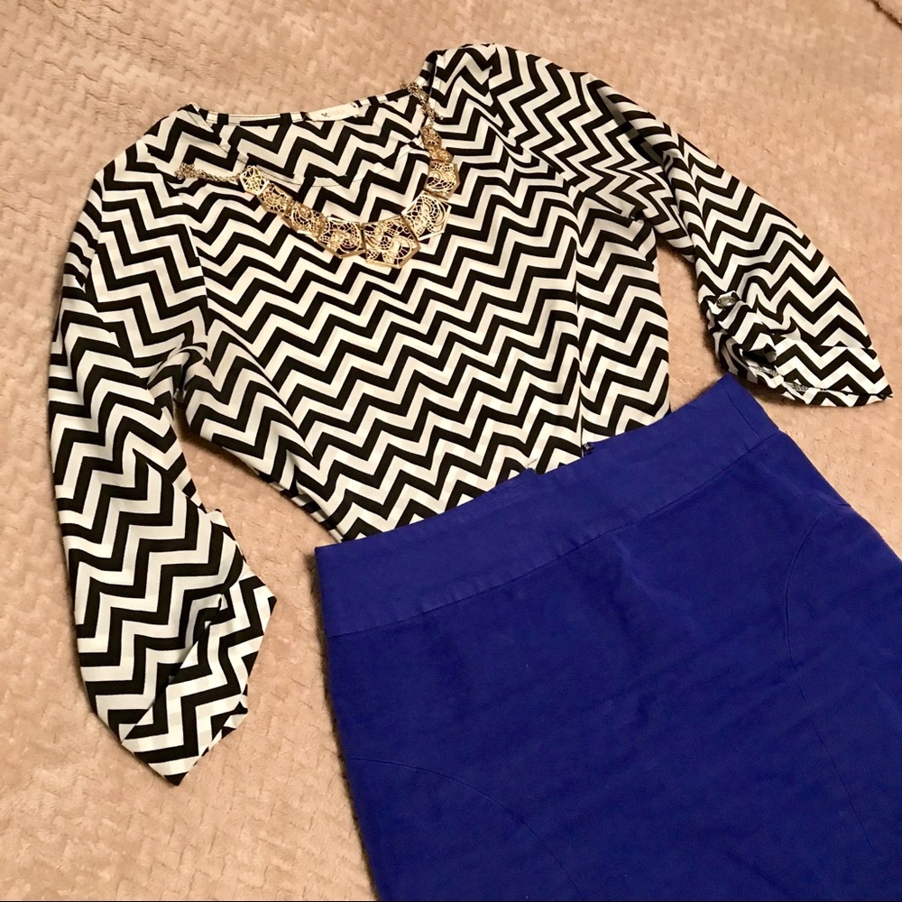 Black and white chevron blouse size M